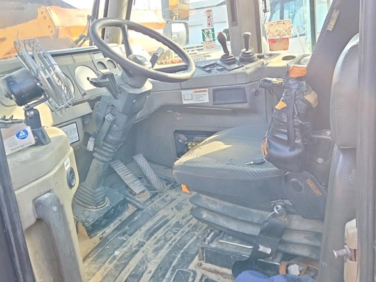 2006-case-330-image-5