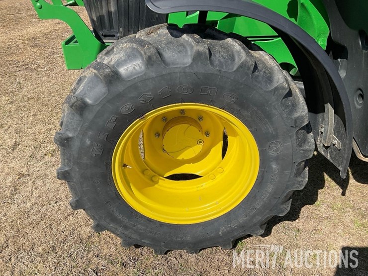 2021-john-deere-6120m-image-13