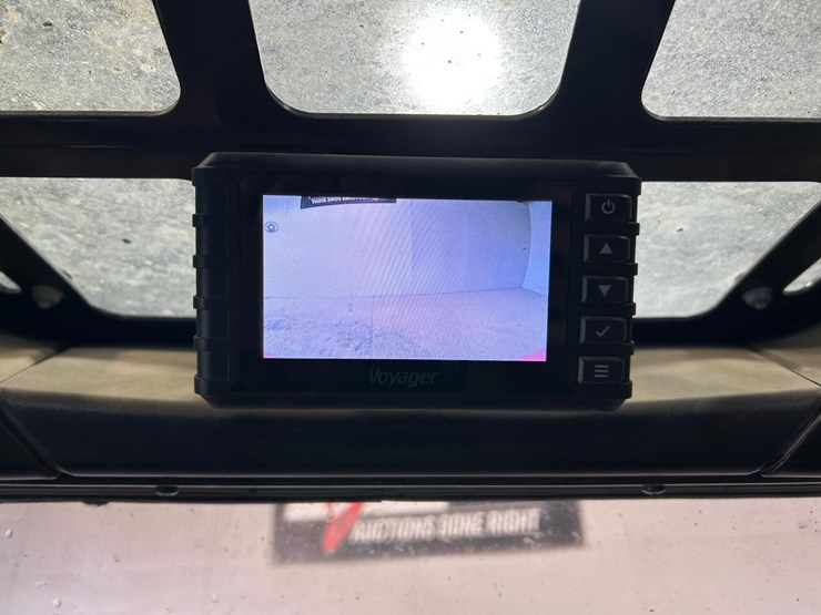 2023-bobcat-t770-image-24