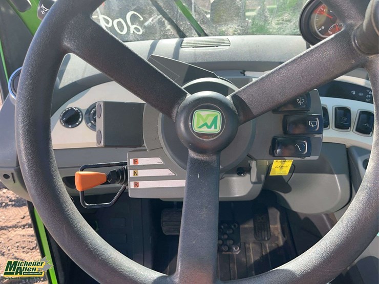 2017-merlo-p27.6plus-2700-kg-telehandlers-image-17