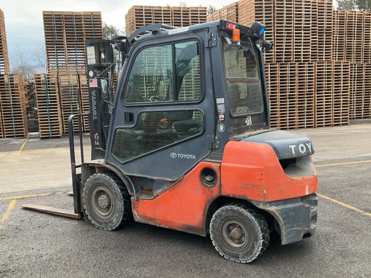 2018-toyota-8fdu25-image-3