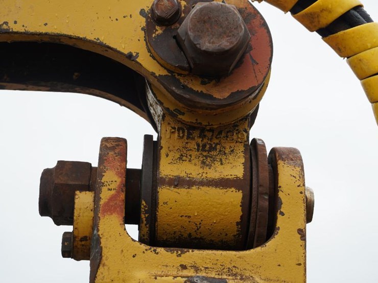 2000-caterpillar-525-image-54