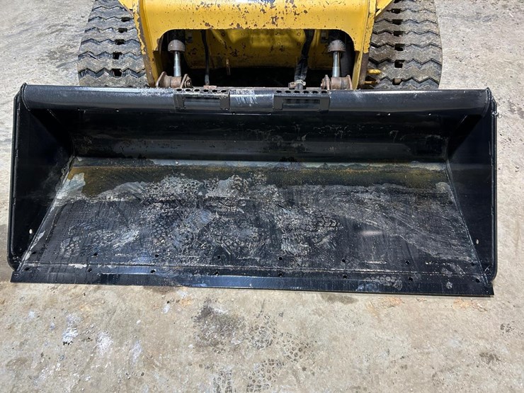 caterpillar-279d-image-9