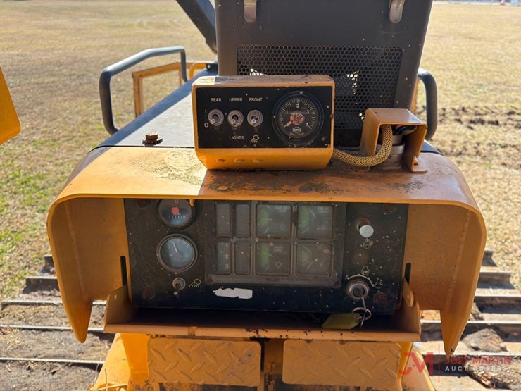 dressta-td9m-image-18