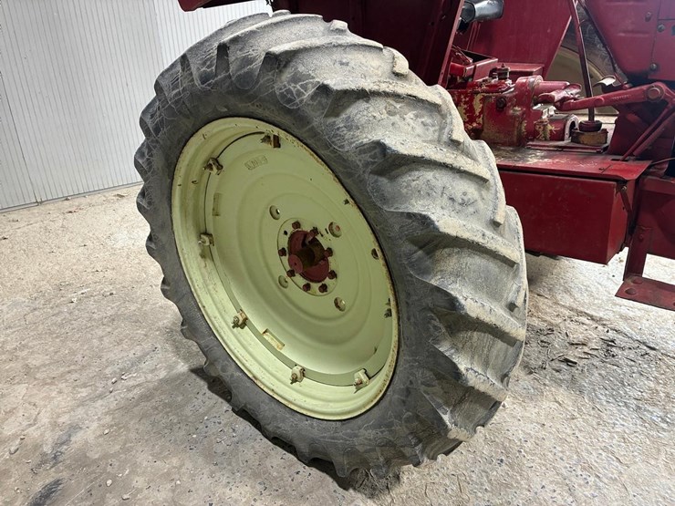 cockshutt-1650-image-14