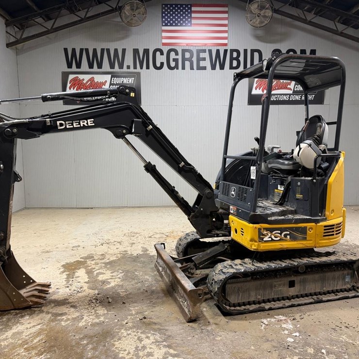 2020 DEERE 26G