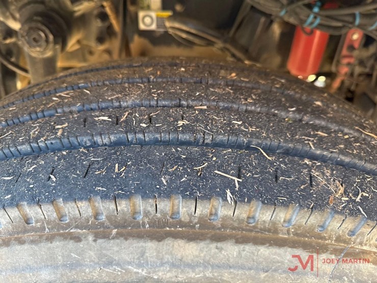 2019-peterbilt-348-image-5