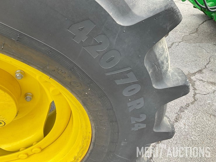 2024-john-deere-6130m-image-47