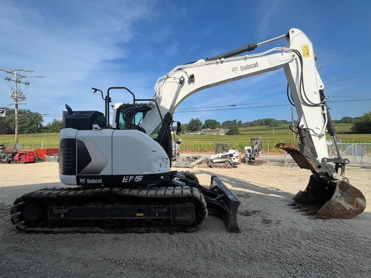 2020-bobcat-e145-image-7