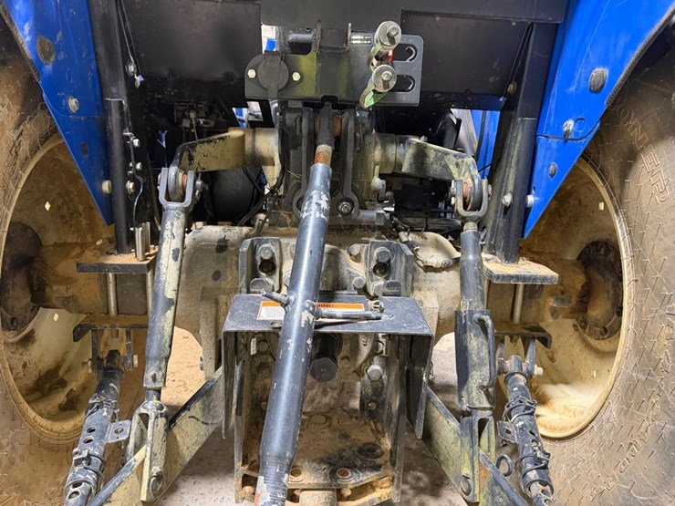 2018-new-holland-workmaster-60-image-13