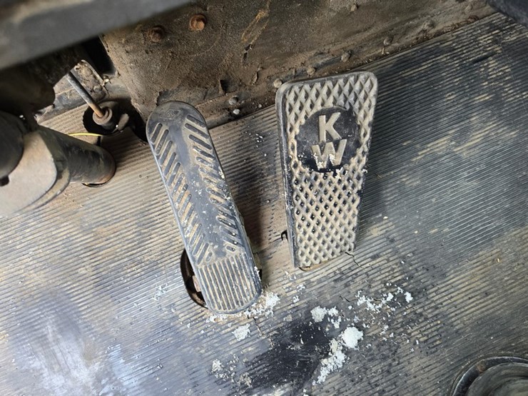 1989-kenworth-t800-image-33