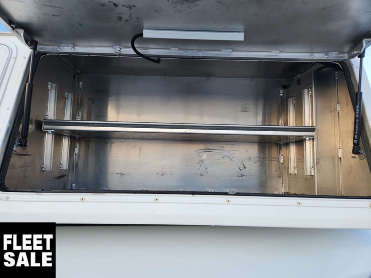 2018-dodge-3500-image-19