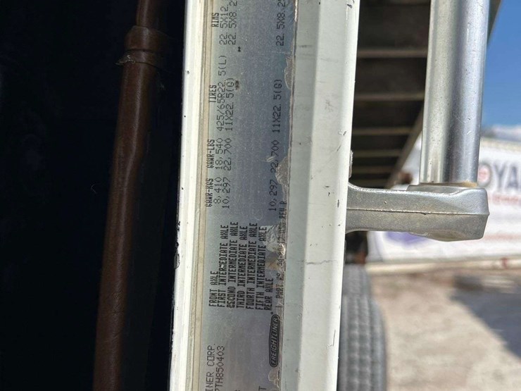 1996-freightliner-fld112sd-image-6