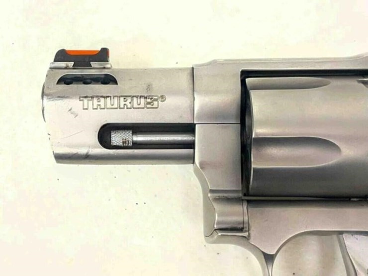 taurus-revolver-image-3