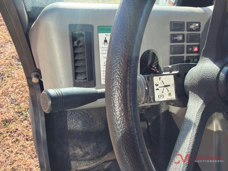 bobcat-5600-toolcat-utv-image-20