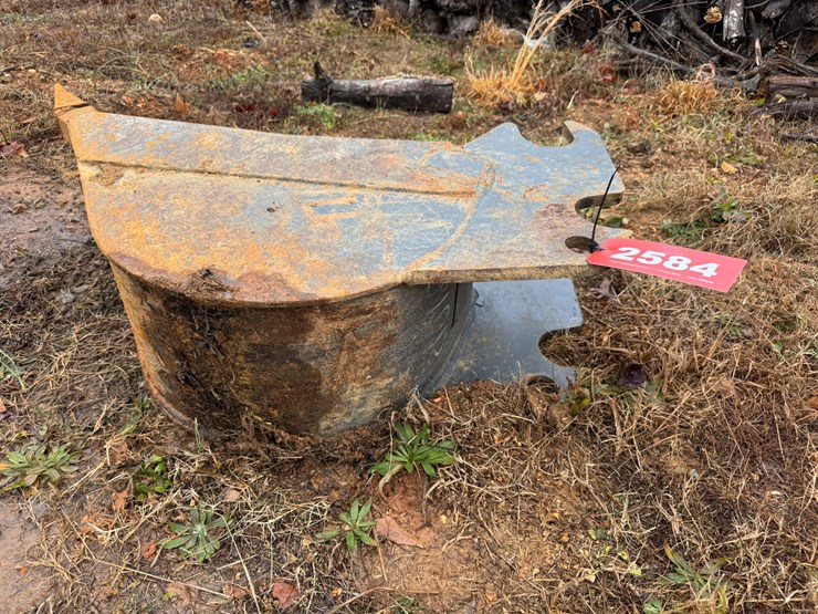 #2584-•-12"-mini-excavator-bucket-image-6