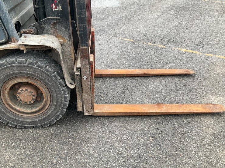 2018-toyota-8fdu25-image-41