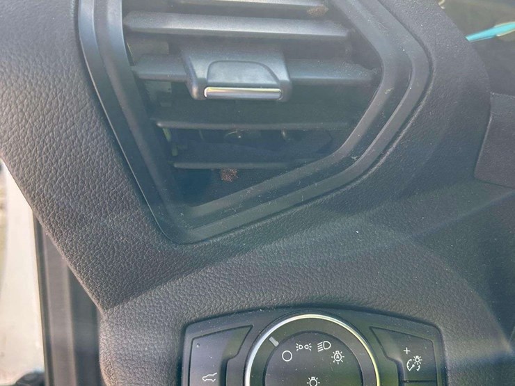 2017-ford-escape-image-16