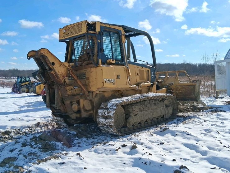 john-deere-700-image-5