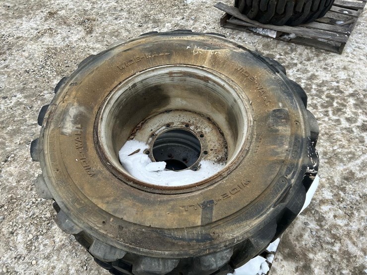 qty.-4-15-19.5-skids-of-tires-image-10