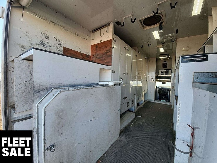 2012-ford-f550-image-28