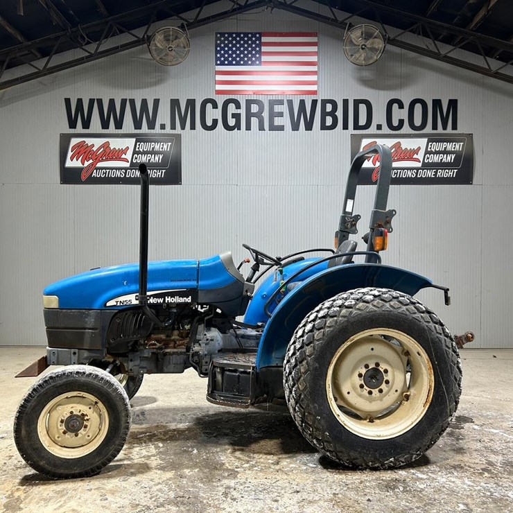 NEW HOLLAND TN55