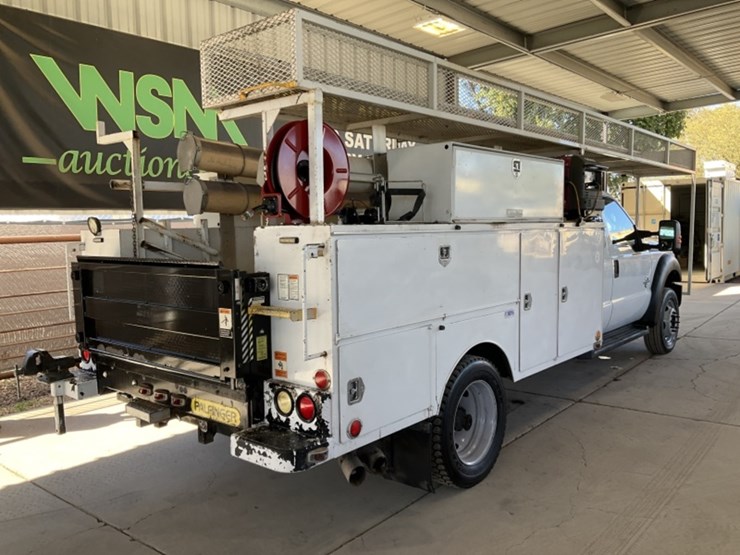 2014-ford-f550-image-7