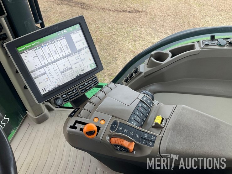2023-john-deere-8r-370-image-65