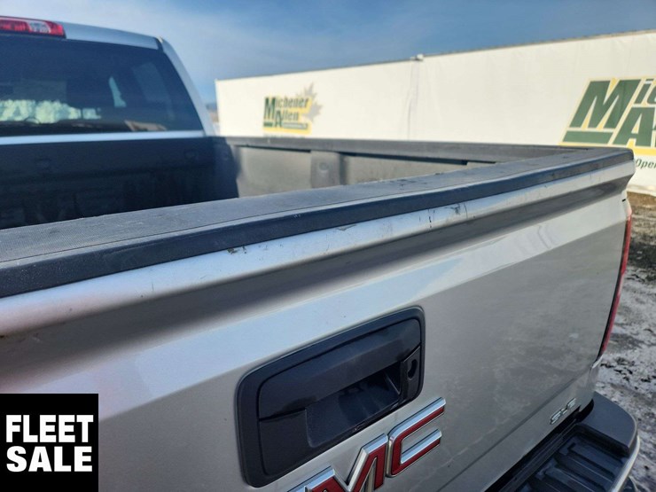 2019-gmc-sierra-2500hd-image-33