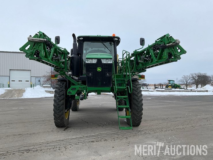 2020-john-deere-r4045-image-8