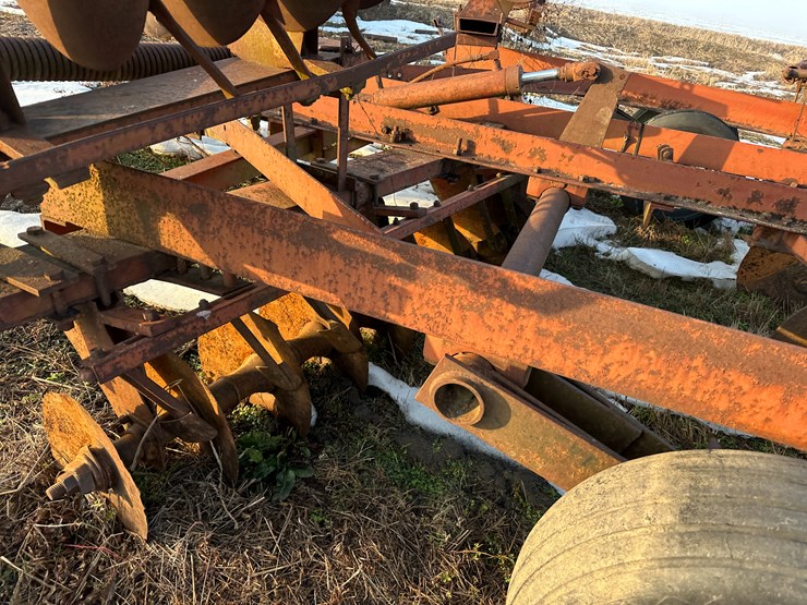 international-20-image-22