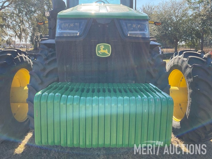 2023-john-deere-8r-370-image-9