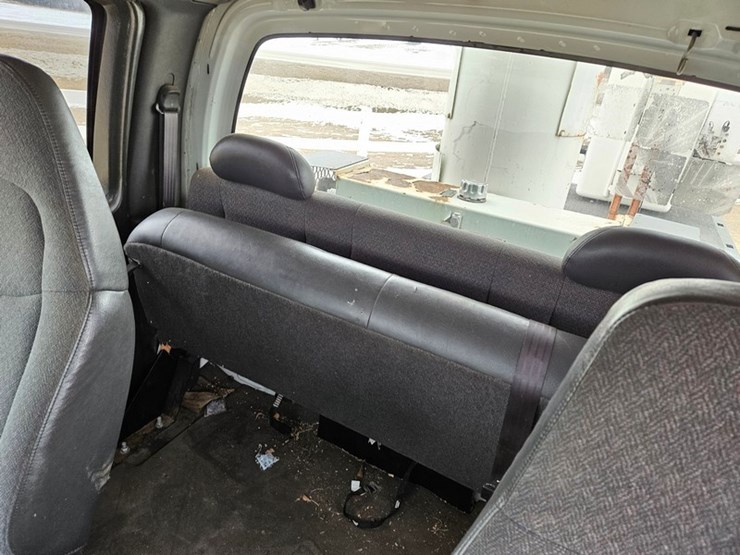 #309-•-2003-gmc-c5500-aerial-truck-image-46