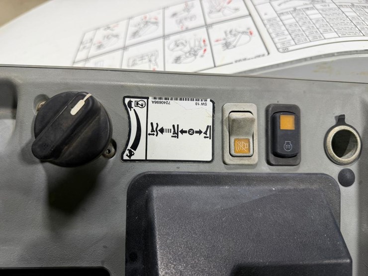 2021-bobcat-e50-image-29