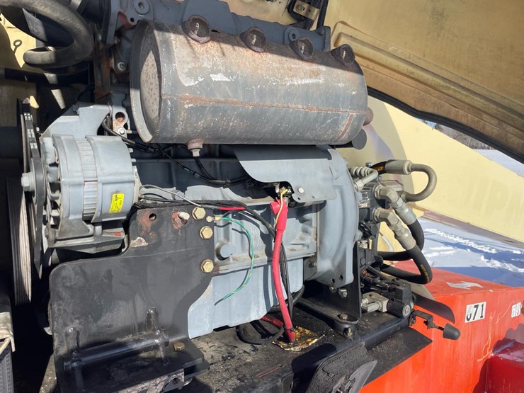 2008-jlg-600s-image-32