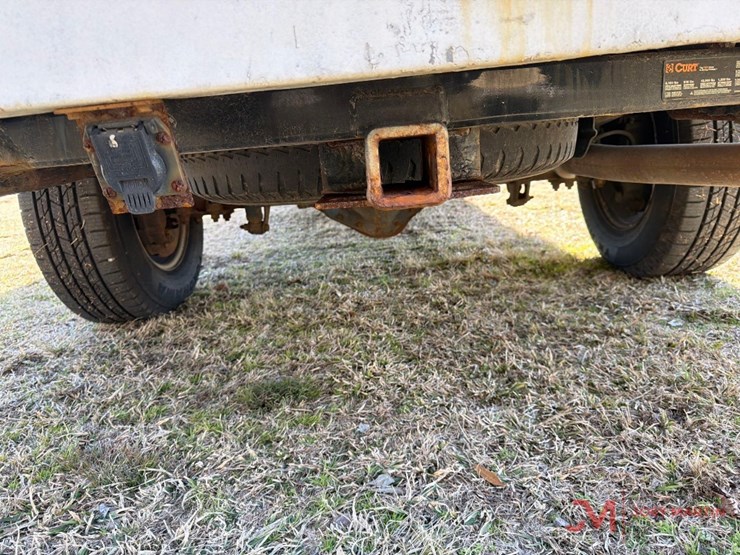 2013-chevrolet-2500-image-15