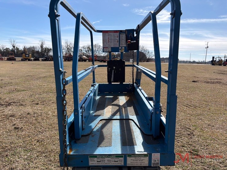 genie-gs1930-image-13