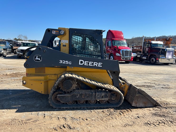 deere-325g-image-3
