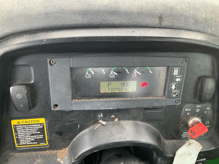 2010-deere-648h-image-21