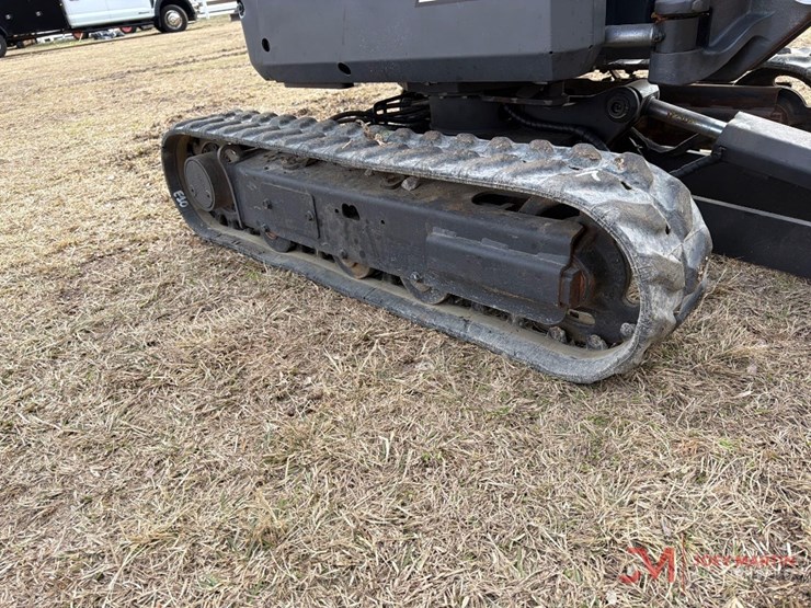 2018-bobcat-e10-image-5