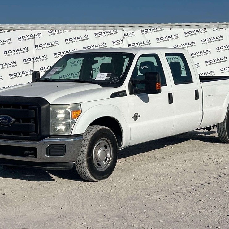 2015 FORD F350