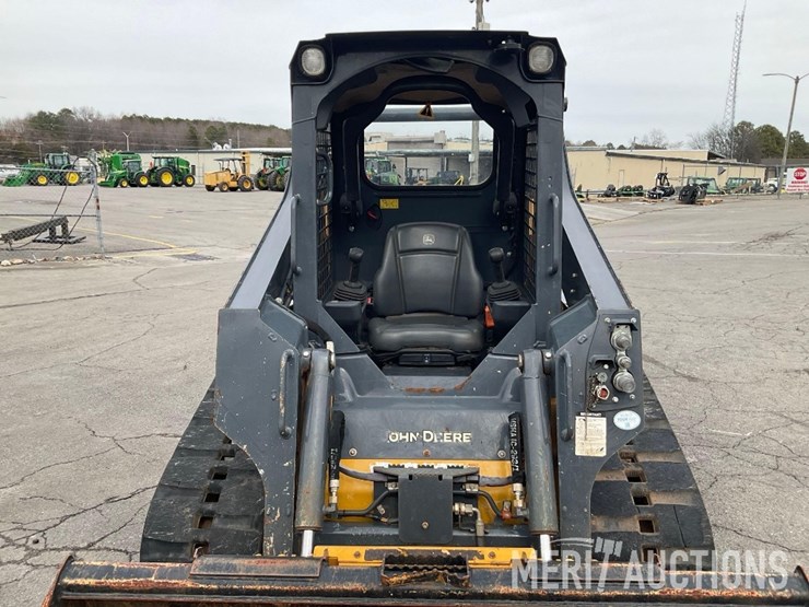 2022-deere-317g-image-10