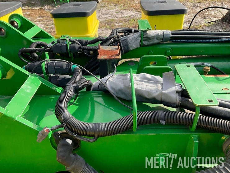 2020-john-deere-1770nt-image-19