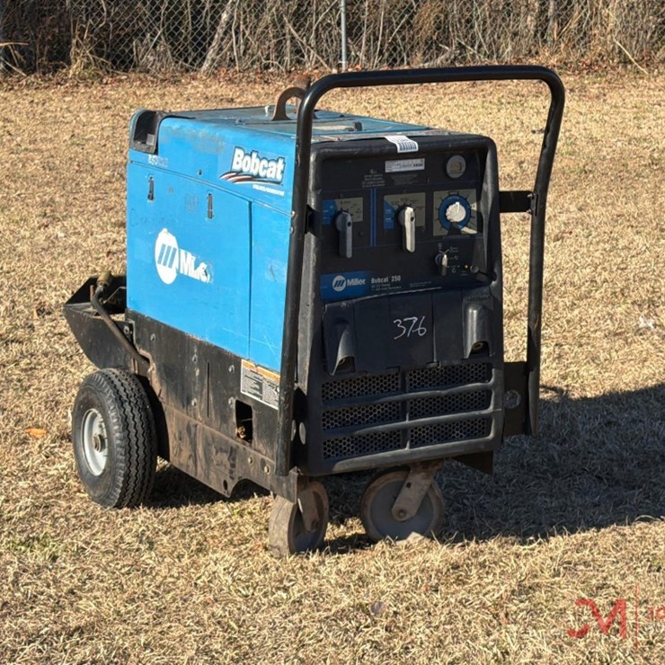 MILLER BOBCAT 250 WELDER / GENERATOR