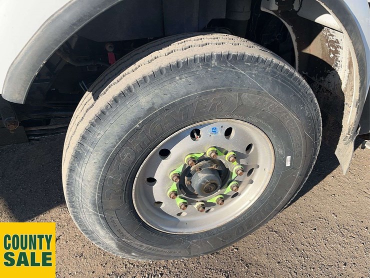 2019-kenworth-t800-image-10