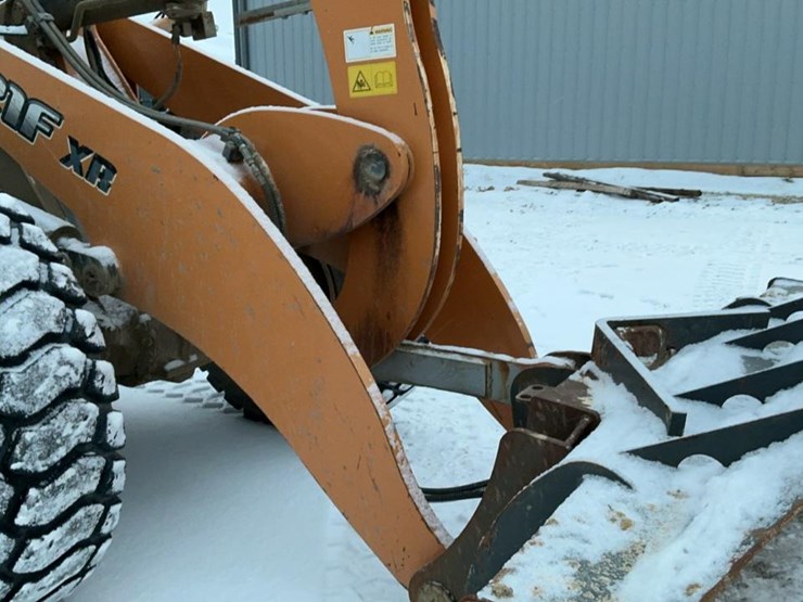 2016-case-621f-xr-image-28