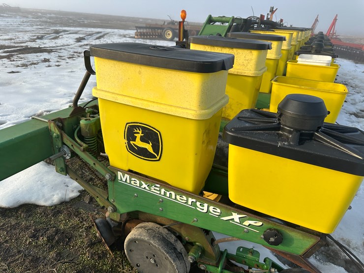 john-deere-1720-image-72