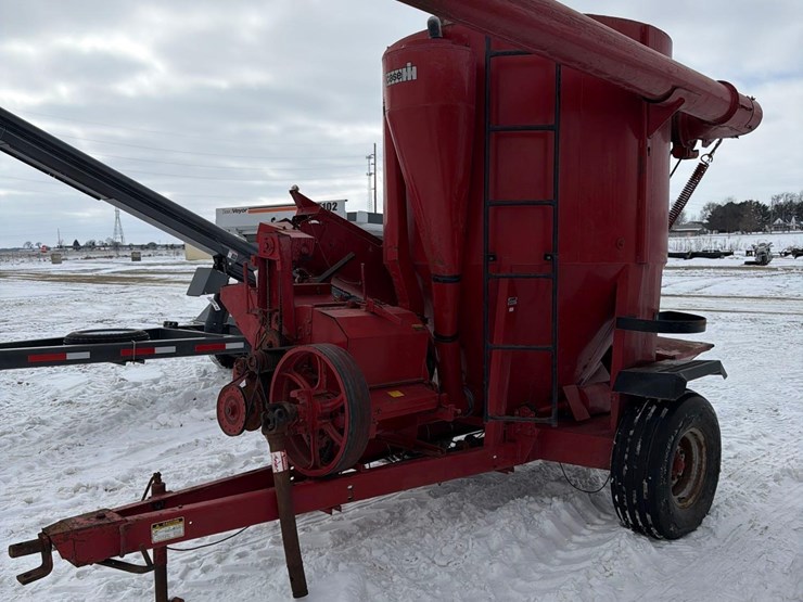 case-ih-1250-image-3