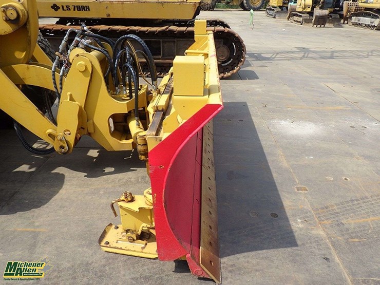 2014-caterpillar-910k-image-31