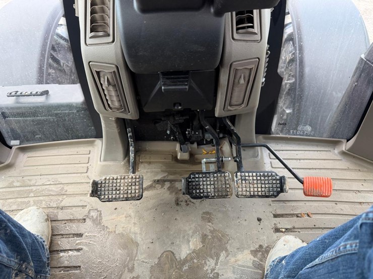 2022-case-ih-maxxum-115-image-19